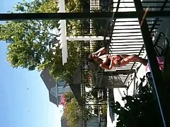 De baby als babeede zich overgaf aan sex en pornofilms de bestuurder Ta DriverA.