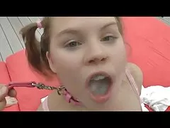 Een mollige vrouw werd wakker marokkaanse sex films in het poesje en heeft sperma.