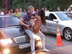 Mooie lesbiennes die strapon gratis sex films kijken gebruiken om te neuken.