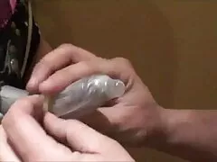 Schoonheid lesbische sex filmpjes laat de mens tong neuken voor geld.
