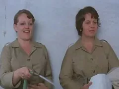 De dokter neukte de patiënt en filmde alles sex filmpjes anaal op een verborgen camera.