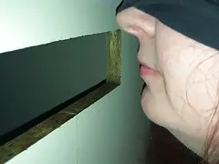 De voorkant draait hollandse seksfilm de lul van de jongeman