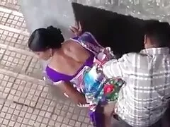 Brunette met grote tieten erotische seks filmpjes in kutjes